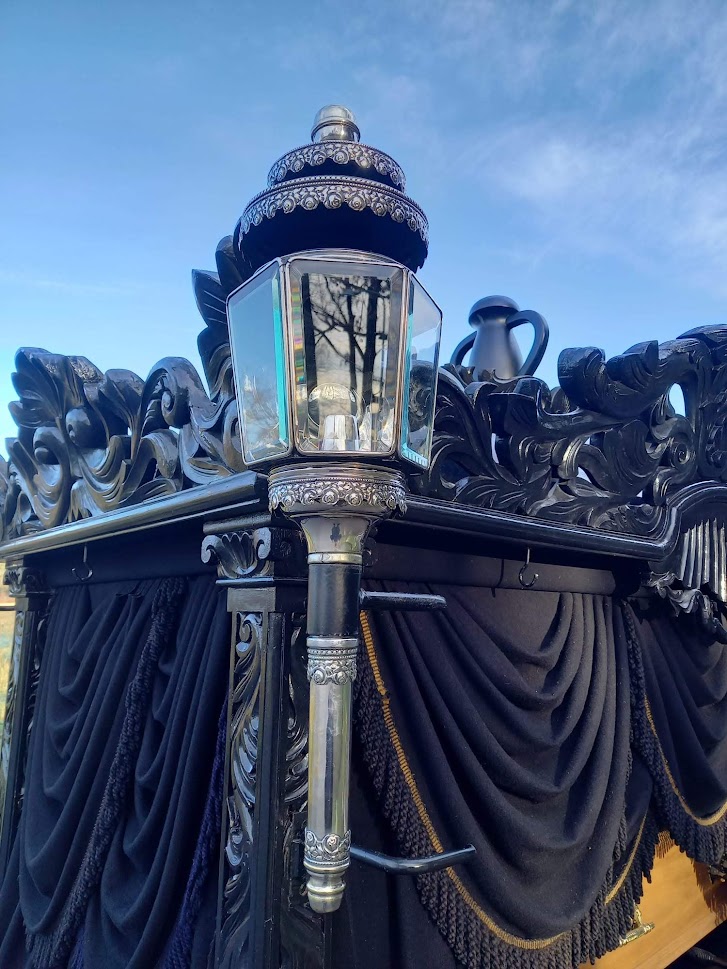 Zwarte Staatsie Rouwkoets lamp